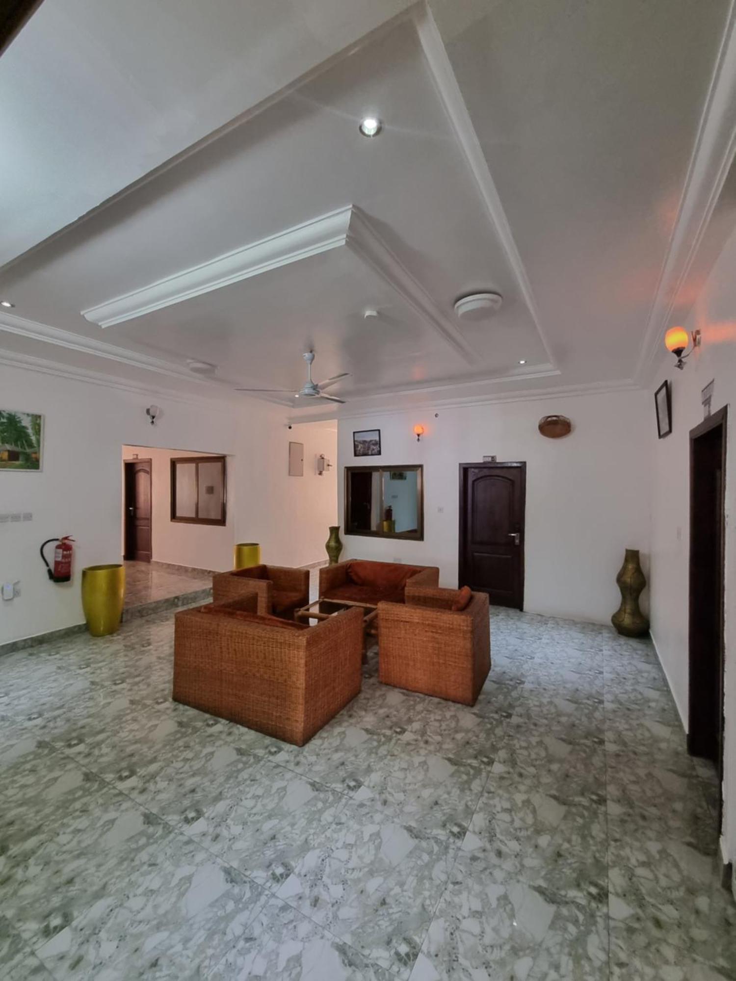 Nana'S Holiday Let Adenta المظهر الخارجي الصورة